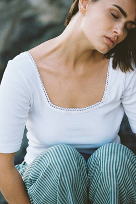 LA Relaxed Feminine Square Neckline White Top 