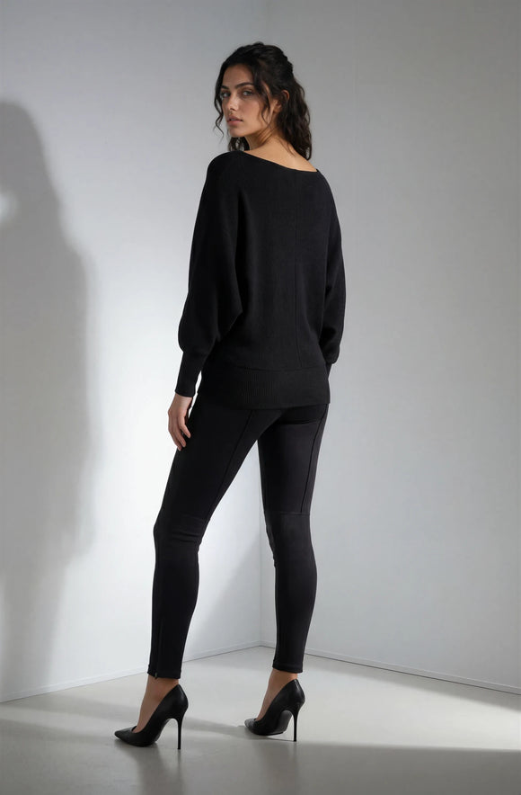 The Girlfriend Pant in Black